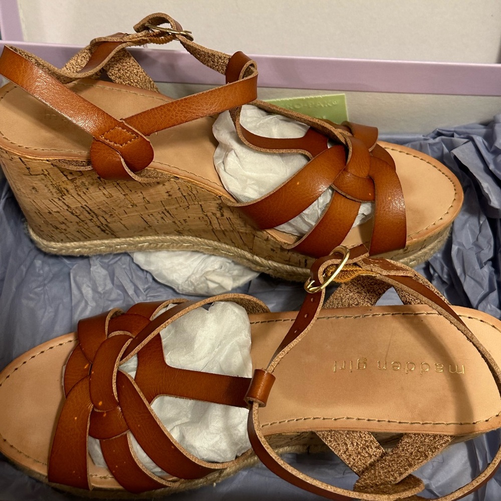 Madden Girl Wedges🌺 - Picture 6 of 16